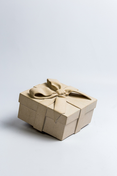 Gift Box with Bow Sculpture